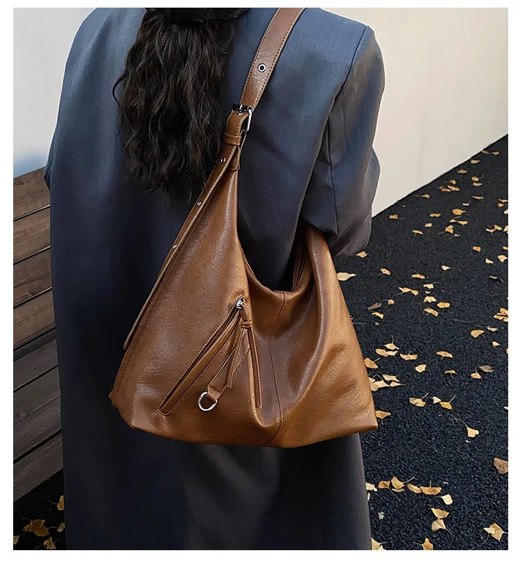 

2025 New Korean Style Shoulder Bag for Women Genuine Leather Multi-way Crossbody Purse Vintage Chic Large Capacity Tote for Work