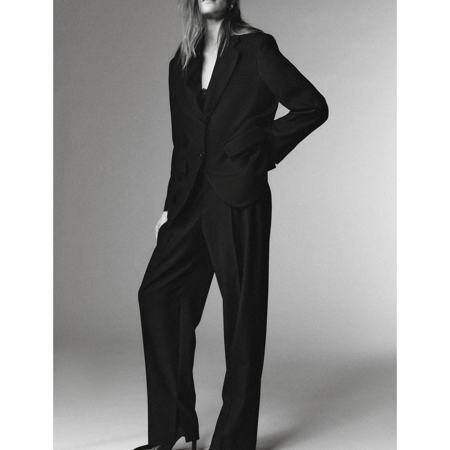 冬の新作レディースカジュアルロングパンツアイロンストライプミッドウエストケット装飾ストレートレッグパンツポリエステル繊維