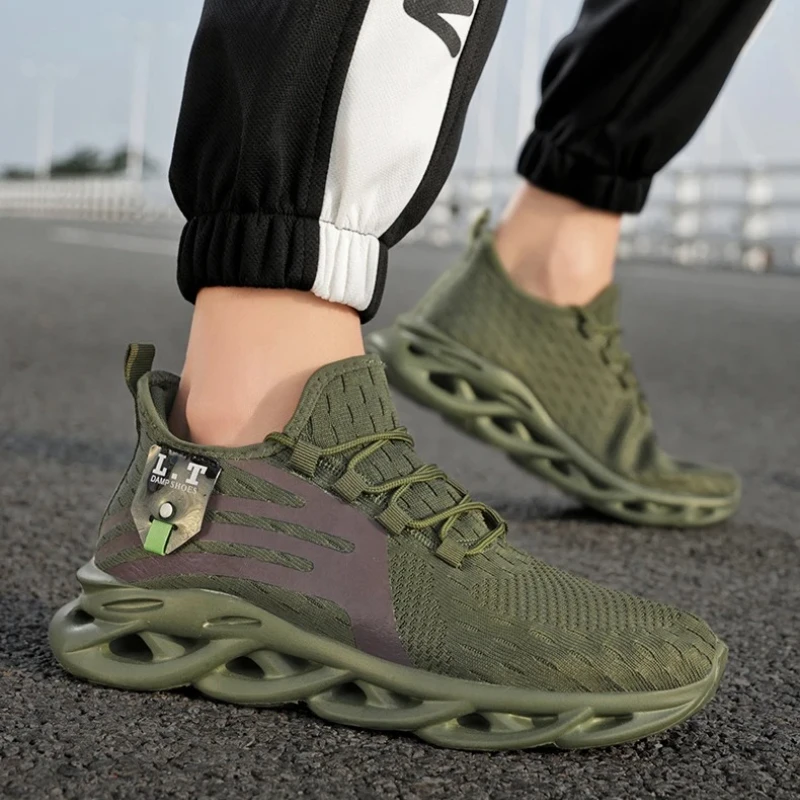 

Running Shoes Men Sneakers Lightweight Casual Shoes Breathable Non Slip Comfortable Walking Workout Sport Fashion Trainers