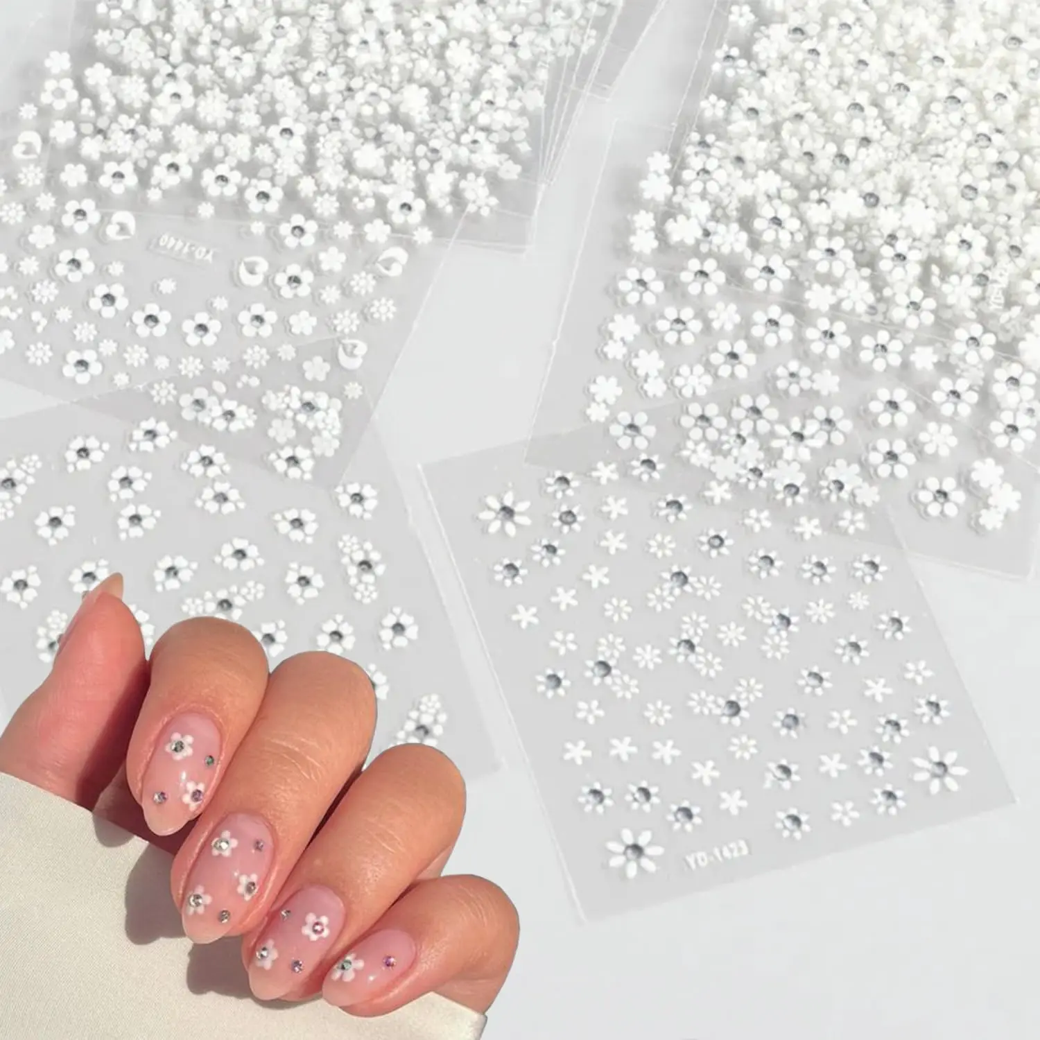 สติกเกอร์ติดเล็บลายดอกไม้สีขาว 3 มิติ ดีไซน์หรูหรา - 30 ชิ้น สติกเกอร์ติดเล็บแบบลอกออกได้ ใช้งานง่ายทั้งสำหรับตกแต่งเล็บที่บ้านและมืออาชีพ