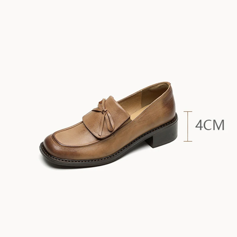 المتسكعون النساء جلد البقر الحقيقي هامش الصلبة SquareToe فراشة عقدة الانزلاق على منتصف الكعب أحذية السيدات اليدوية