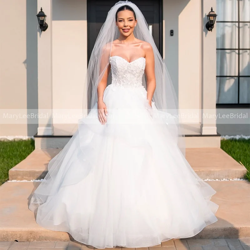 Strapless Ball Gown Wedding Dress With Tiered Tulle Skirt Customized Princess Lace Appliques Bridal Dress vestidos de novia 2026