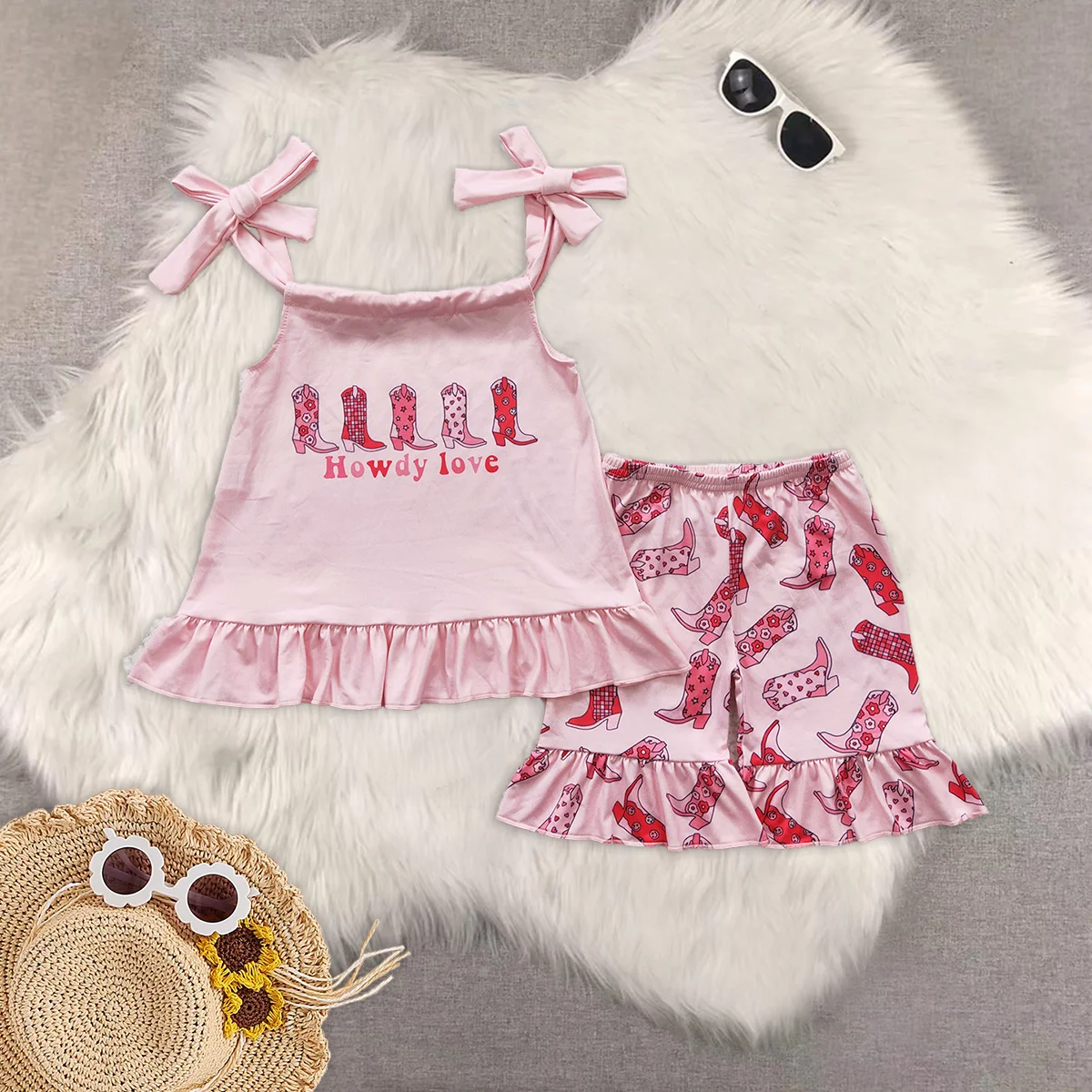

Baby Girls Howdy Love Ruffle Shorts Sets