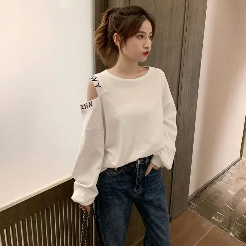 2024 Spring autumn New Korean version Off Shoulder Letter T-shirt for Women\'s Loose slimming casual fashion Versatile chic Top