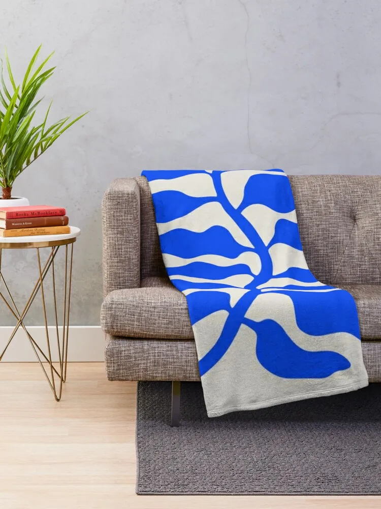 Wild Ferns: manta azul ultramarino con estampado artístico, manta de siesta de diseñador de lujo, edición de mediados de siglo