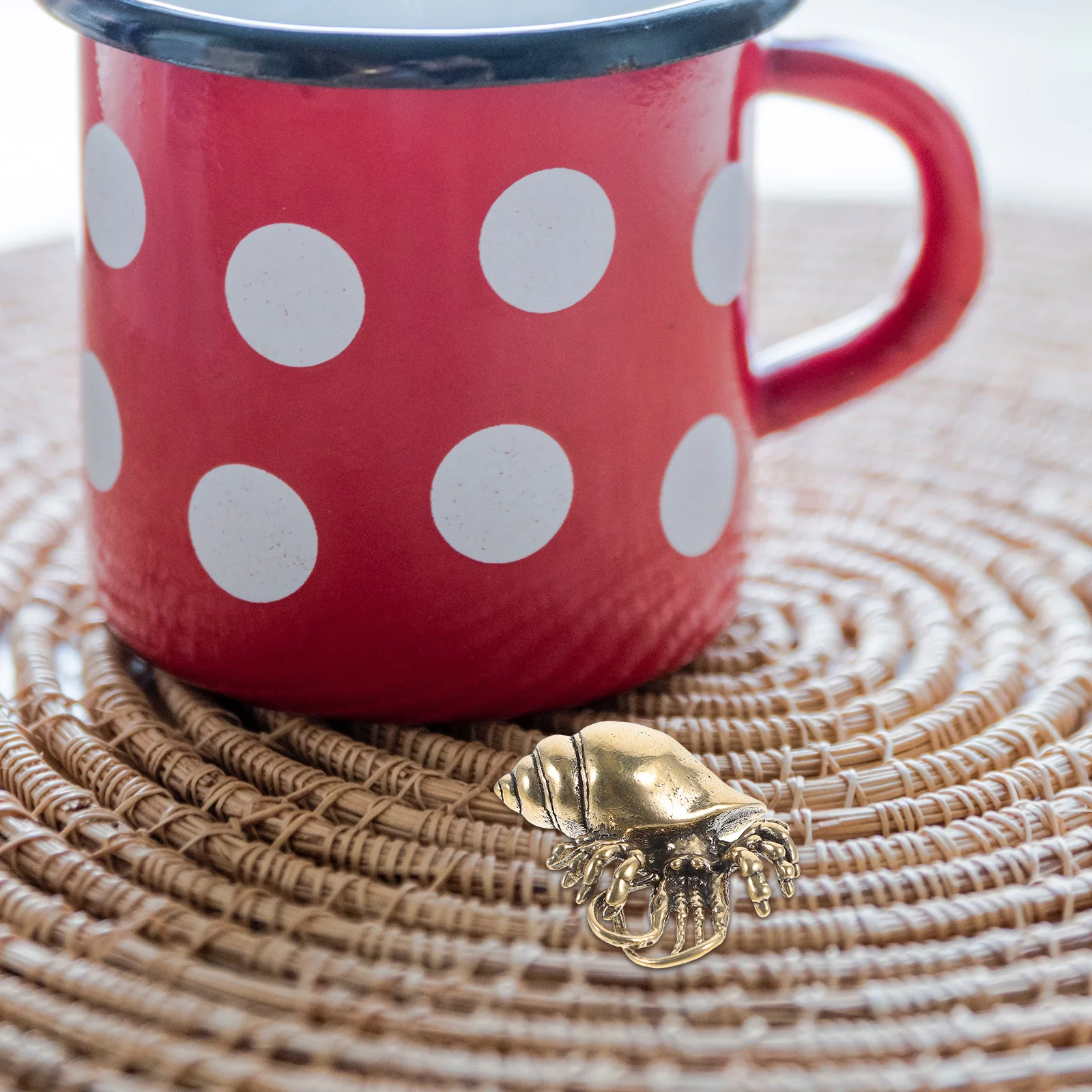 

Brass Hermit Crab Ornament Retro Style Exquisite Craftsmanship Desktop Decor Vintage Animal Statue Brass Hermit Crab Statue