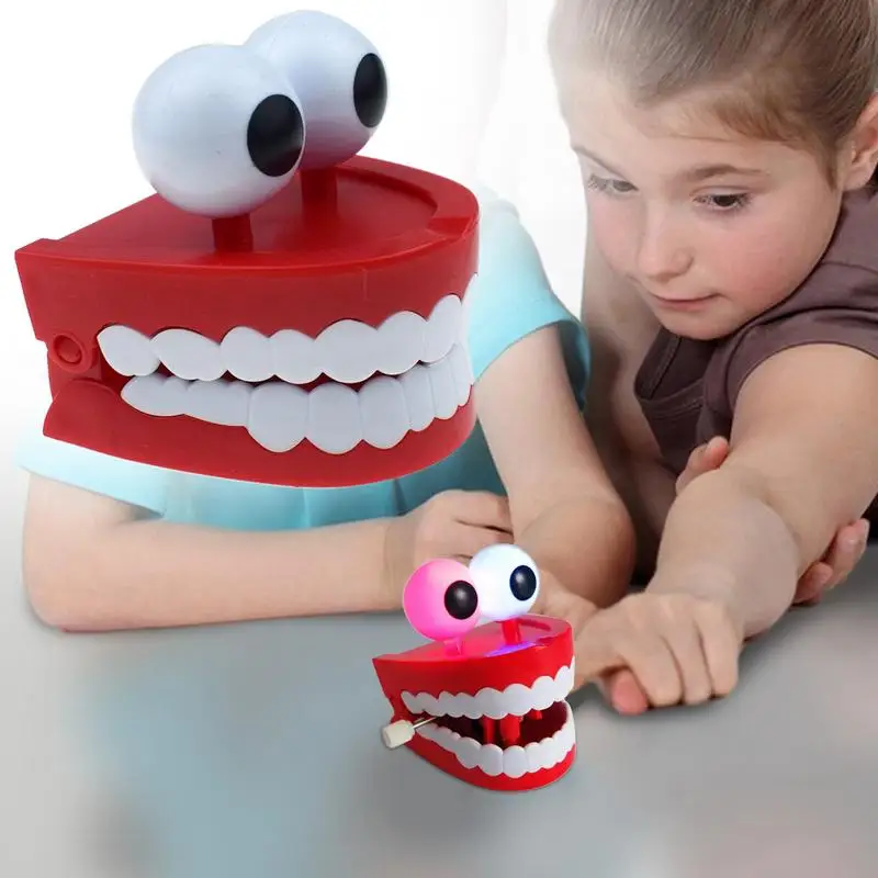 Wind up Chomping Teeth Wind up Toy Chatter Teeth with Eyes Family Friends Interaction Toy Novelty Tabletop Ornament Gag Joke for