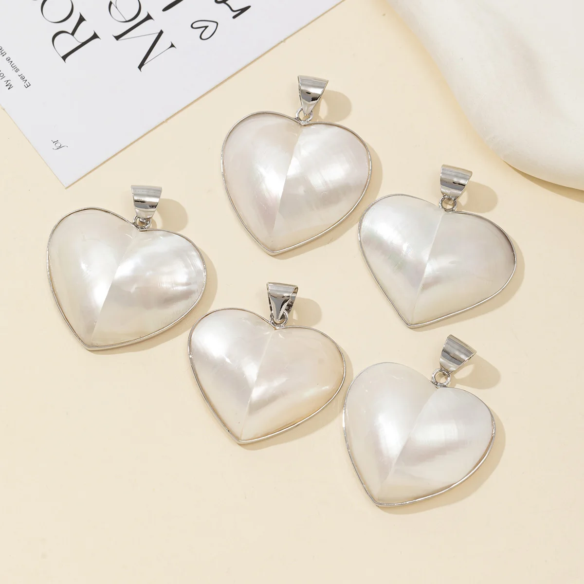 1pc Heart-Shaped Shell Pendant Natural Shell Semi-Finished Charms for Jewelry Making Supplies DIY Necklace Earrings Accessories