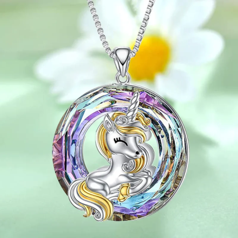 Fashion Crystal Unicorn Necklace Gold Plated Unicorn Pendant Engagement Necklaces for Women Animal Jewelry Anniversary Gift