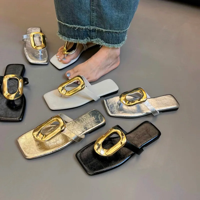 The New Square Toe Open-toe Flip-flops Women's Summer Wear Fashionable and Versatile Clip-toe Flat Metal Buckle Sandals