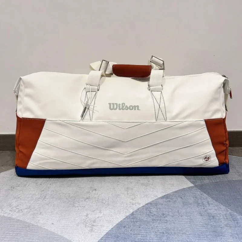 Сумка для теннисных ракеток Wilson Super Tour Большая вместительная теннисная спортивная сумка вмещает 5 теннисных ракеток с независимым внутренним карманом