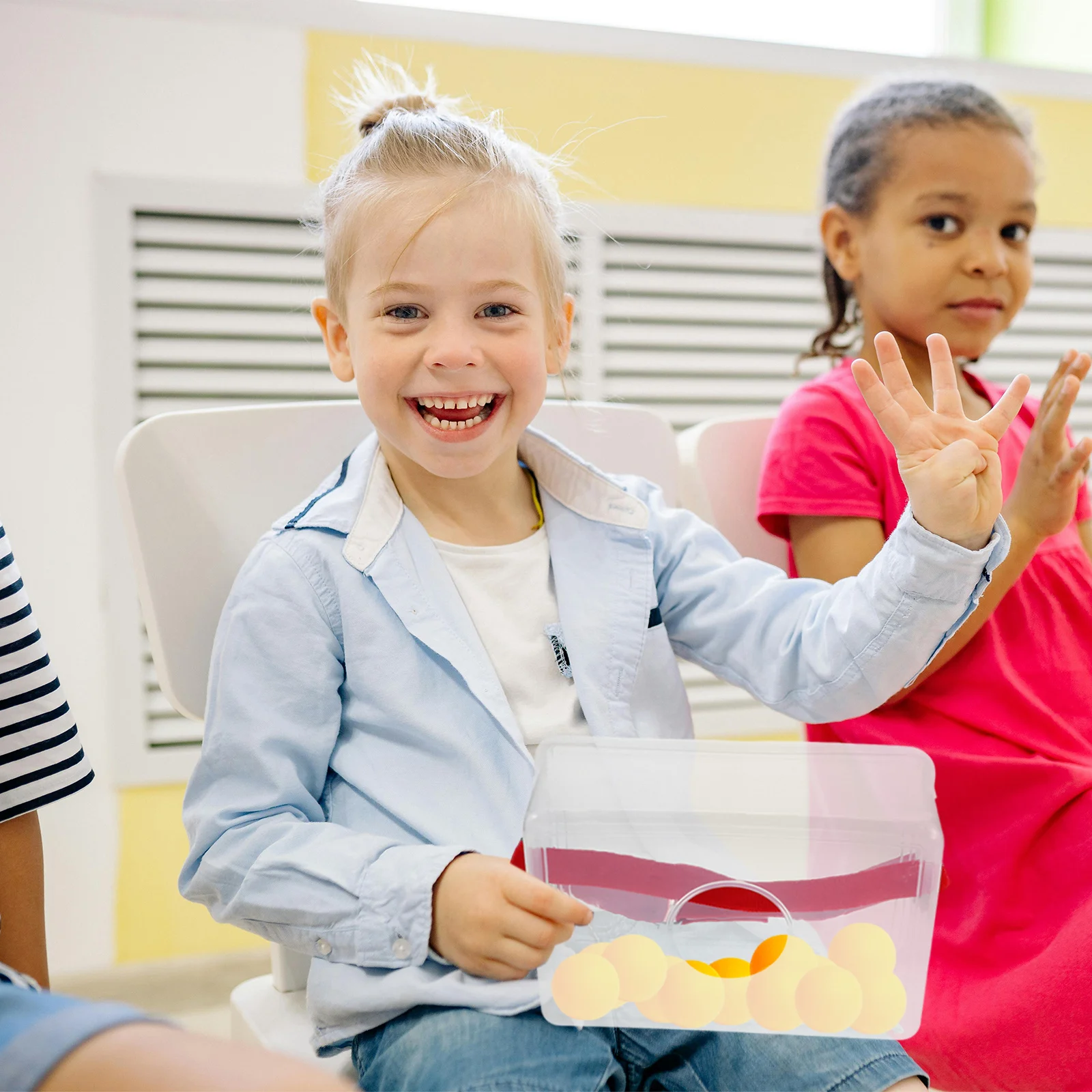 

Shaking Ball Game Prop Interactive Family Party Entertainment Christmas Box for Sports Supplies Gymnastics Bouncing Ball Game