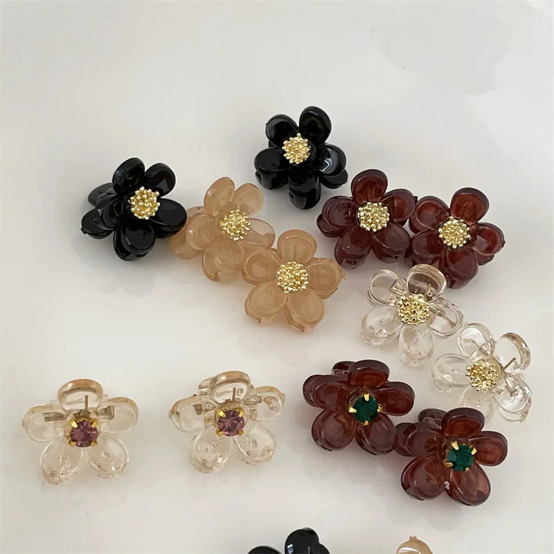 Korean version of cute mini pearl rhinestones small flower hair catch small bangs side clip sweet small fresh hair accessories