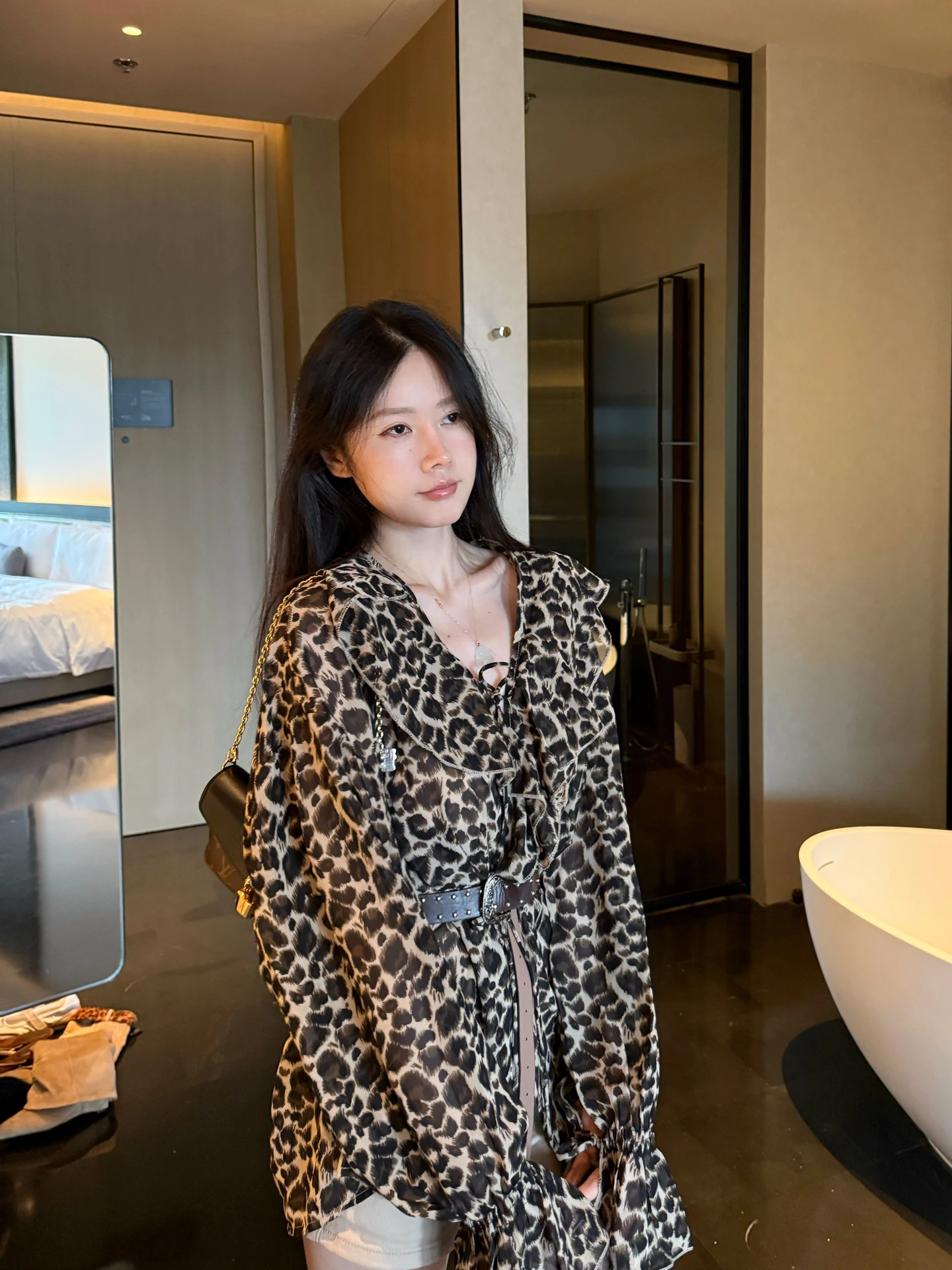 

Wildlife Leopard Print Bell Sve irt Women's Early Autumn Faion Design Pure Desire Lace Trim Bell Bot Top