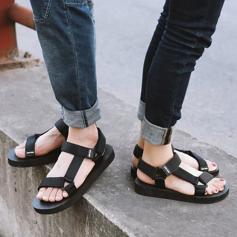 Chaussures d\'été décontractées pour hommes, sandales simples, baskets confortables, extérieur, plage, vacances, nouveau, 2023