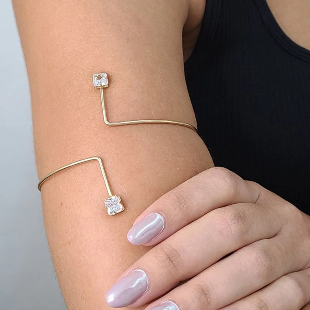 

Stonefans Simple Zircon Arm Chain Accessories for Women Bracelet Halloween Boho Designer Bling Rhinestone Bangle Hand Jewelry