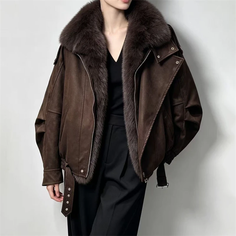Winter 2026 New Style Short Puffer Jacket with Fox Fur Collar High-Quality Fashion Suede Outerwear Thickened Warm Loose Fur Coat