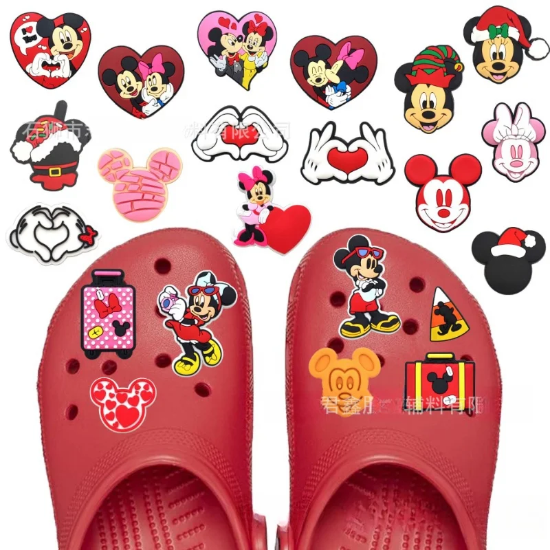 MINISO Cute Mickey & Minnie Christmas Shoe Charms Detachable PVC DIY Accessories For Clogs Sandals Gift For Xmas Party