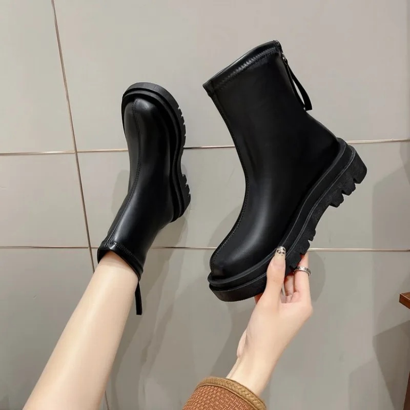 

Women Boots Hot Luxury Thick Sole Chelsea Boots Women Flat Casual Boots High Quality Fashion Shoes for Women Zapatos De Mujer