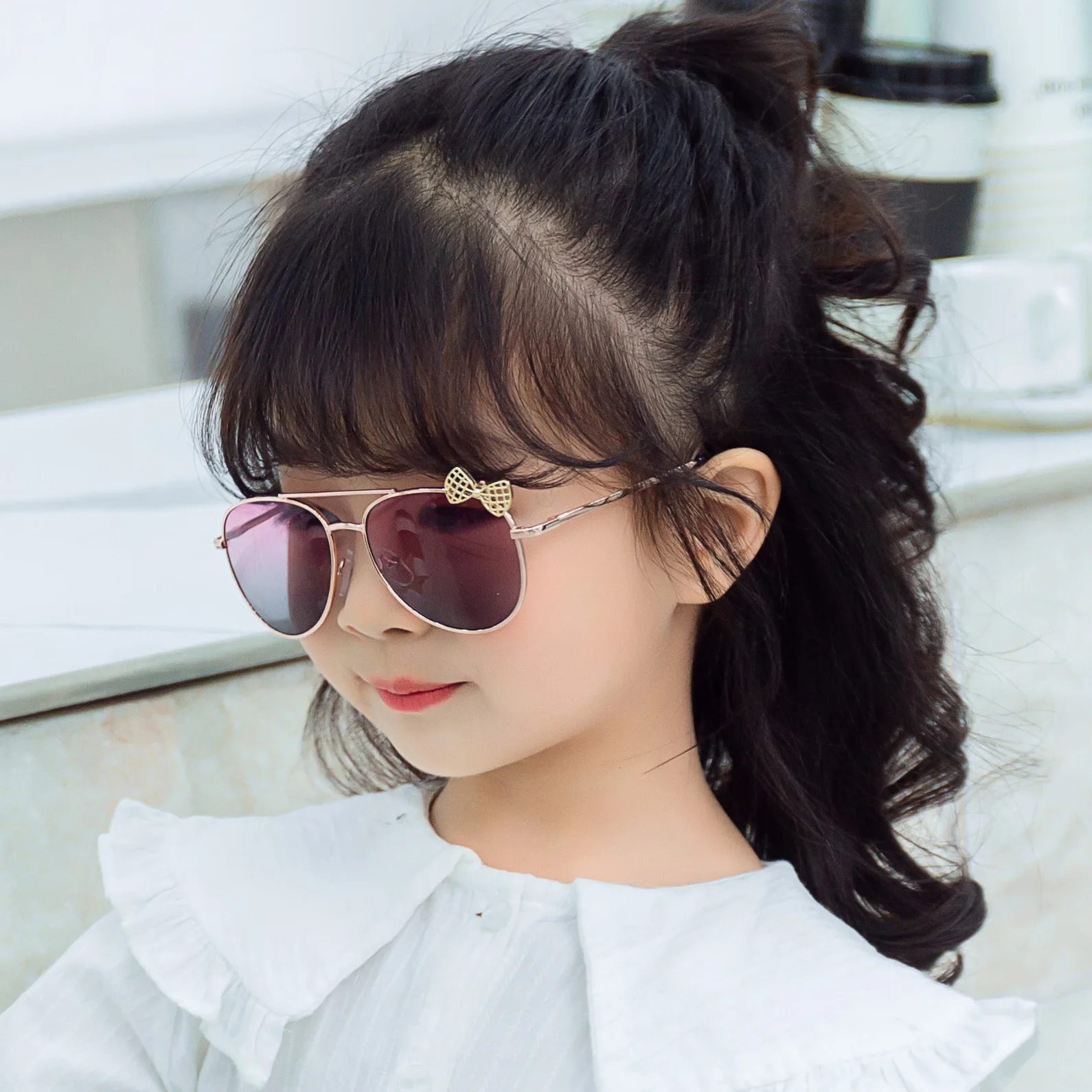 Kids Cute Sunglasses Metal Frame Children Sun Glasses Fashion Girls Outdoor Cycling Goggles Party Eyewear Photography Supplies