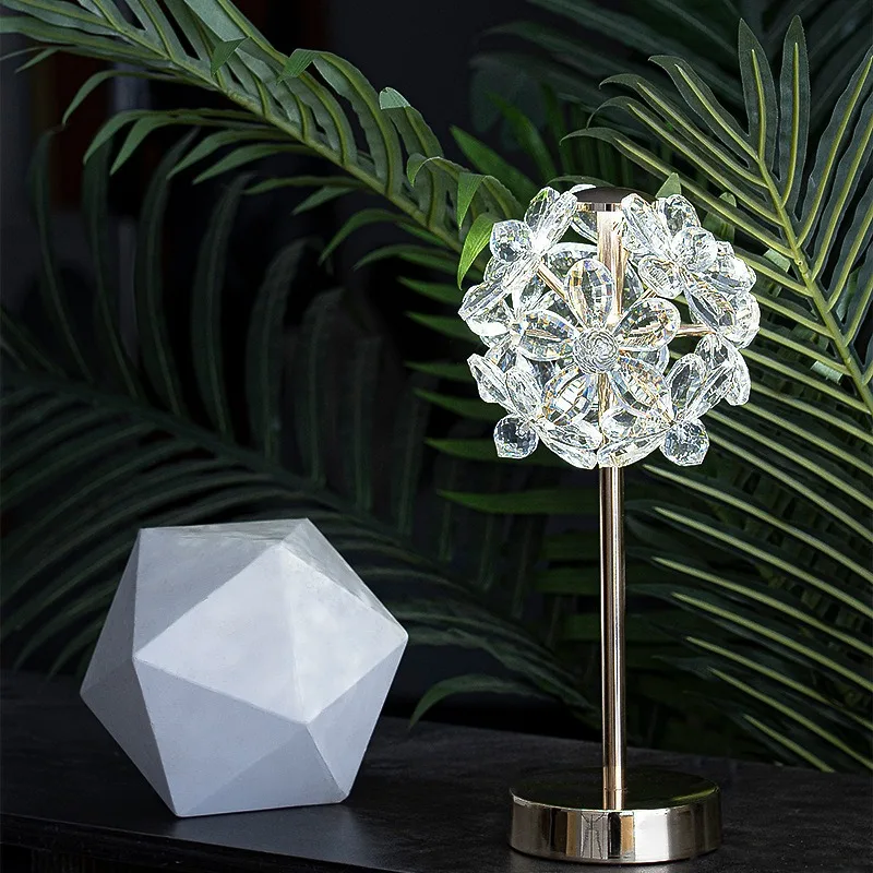 Simple and modern crystal lampshade, bedroom bedside lamp, living room study, home decoration, dandelion crystal table lamp