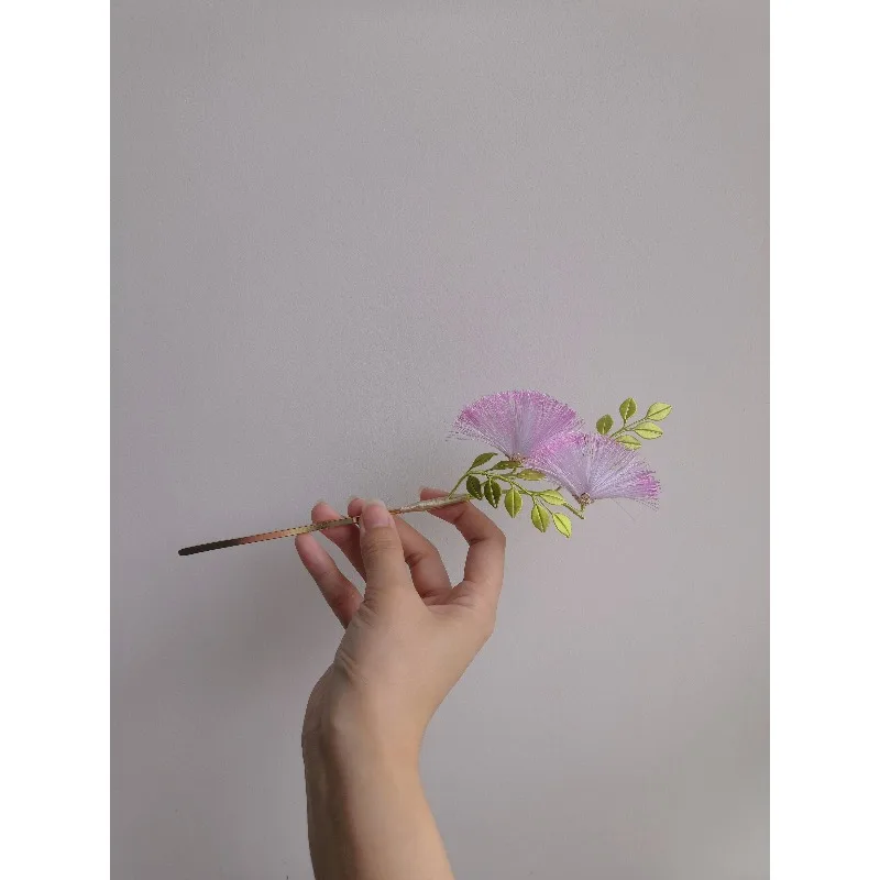 Original Design Intangible Cultural Heritage Entangled Flower Hehuanhua