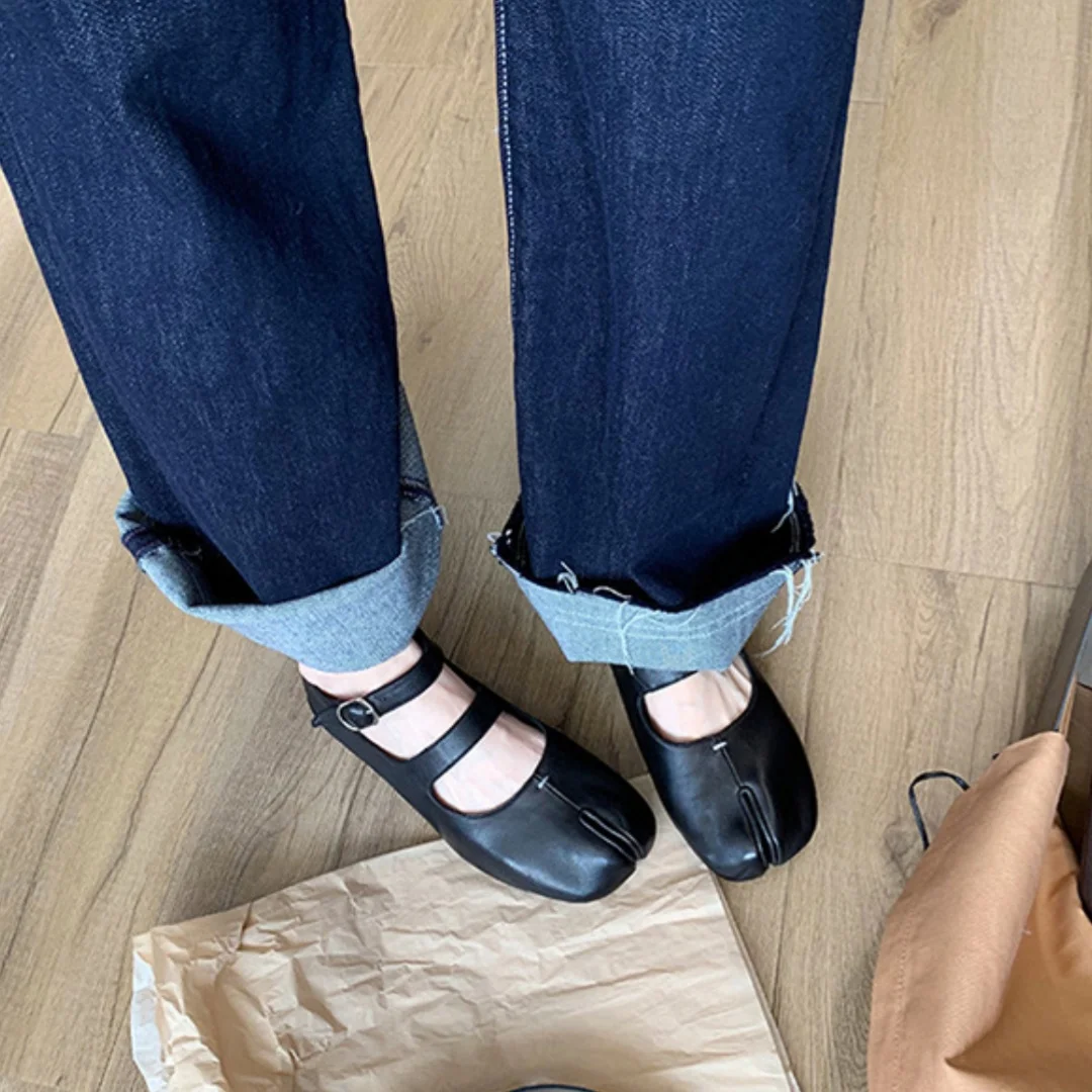 

Tabi Retro Split-Toe Flats Women's Mary Janes With Buckle Strap Double Belts Classics Single Shoes Female Black Brown Leather