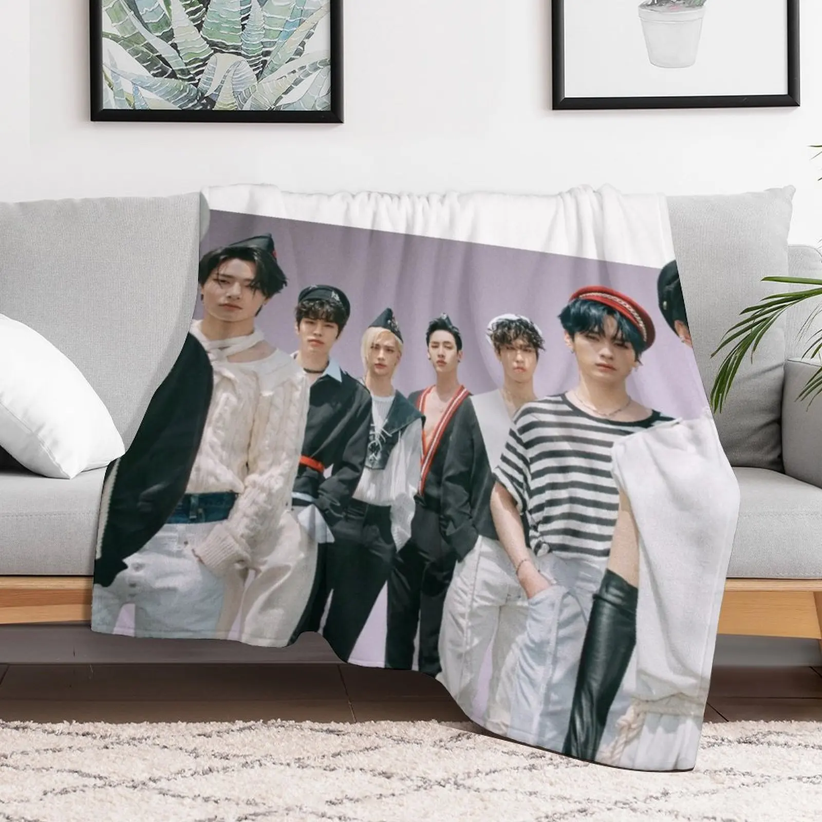 Stray Kids skz kpop bang chan lee know changbin hyunjin han seungmin jeongin maxident poster Throw Blanket