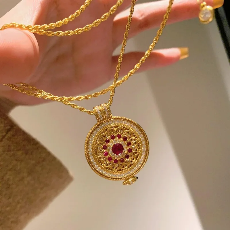 Vintage New In Full Diamond Ruby Hollow out Rose flower Round Necklace Exquisite Court style collar chain Wedding Jewelry