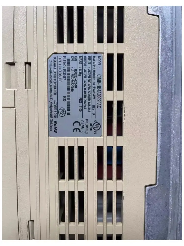 Подержанный инвертор CIMR-HB4A0039FAC протестирован в порядке