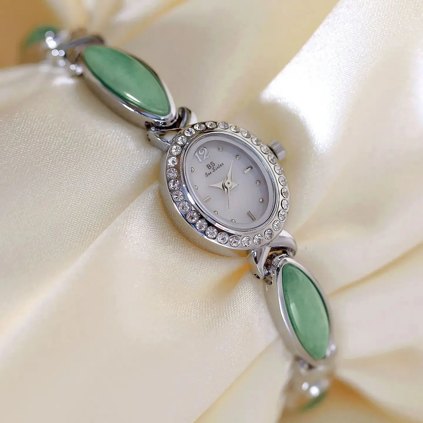 Women Watch Natural Dongling Stone Hetian Jade Watch Chain Light Luxury Bracelet Watches Ladies Fashion Quartz Wristwatch