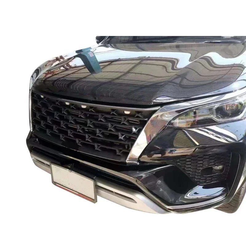 New Arrival High Quality Wholesale Black Sport Style Car Front Grille Grills for Fortuner 2021 2022