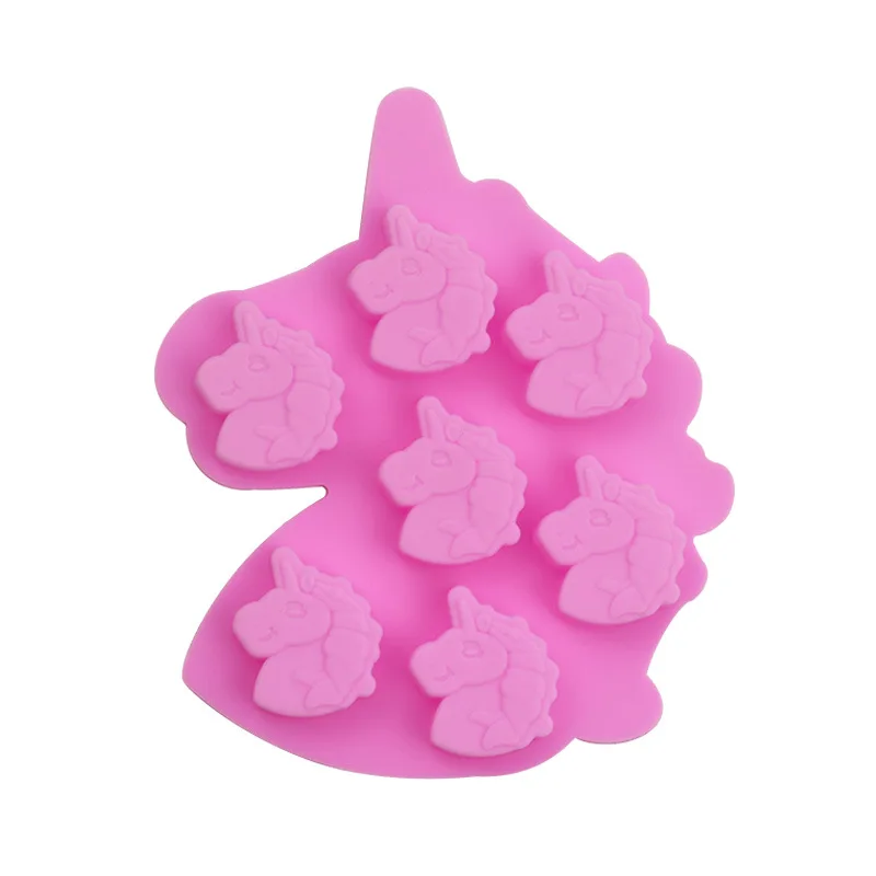 Lifelike 7-link unicorn aromatherapy plaster mold, air outlet aromatherapy mold, chocolate mold