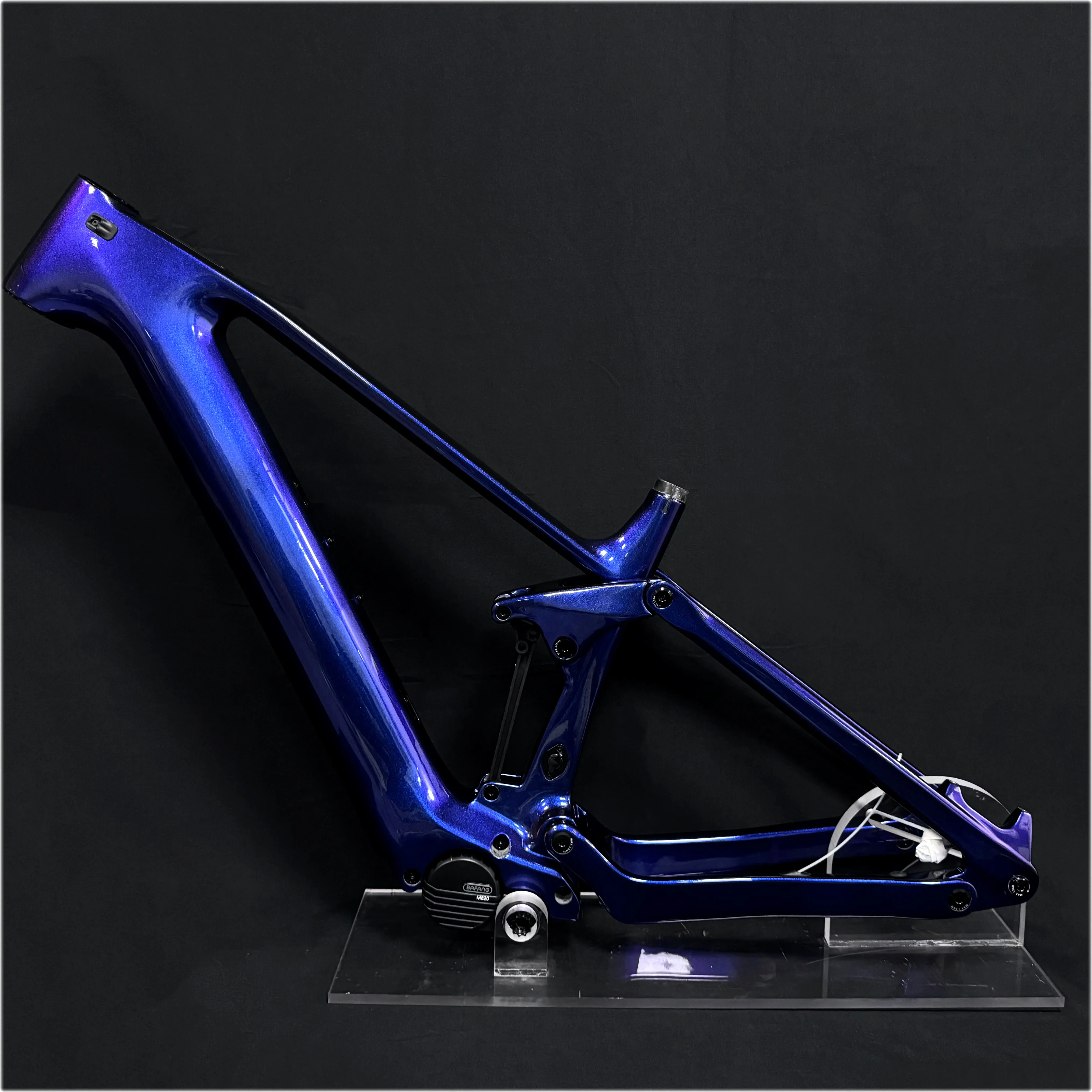 

DPC030 29" Full Suspension Carbon Fiber Electric Mountain Bike Frame, 250W Cycle Center, Bafang 15ah Lithium Battery, 48V 835wh