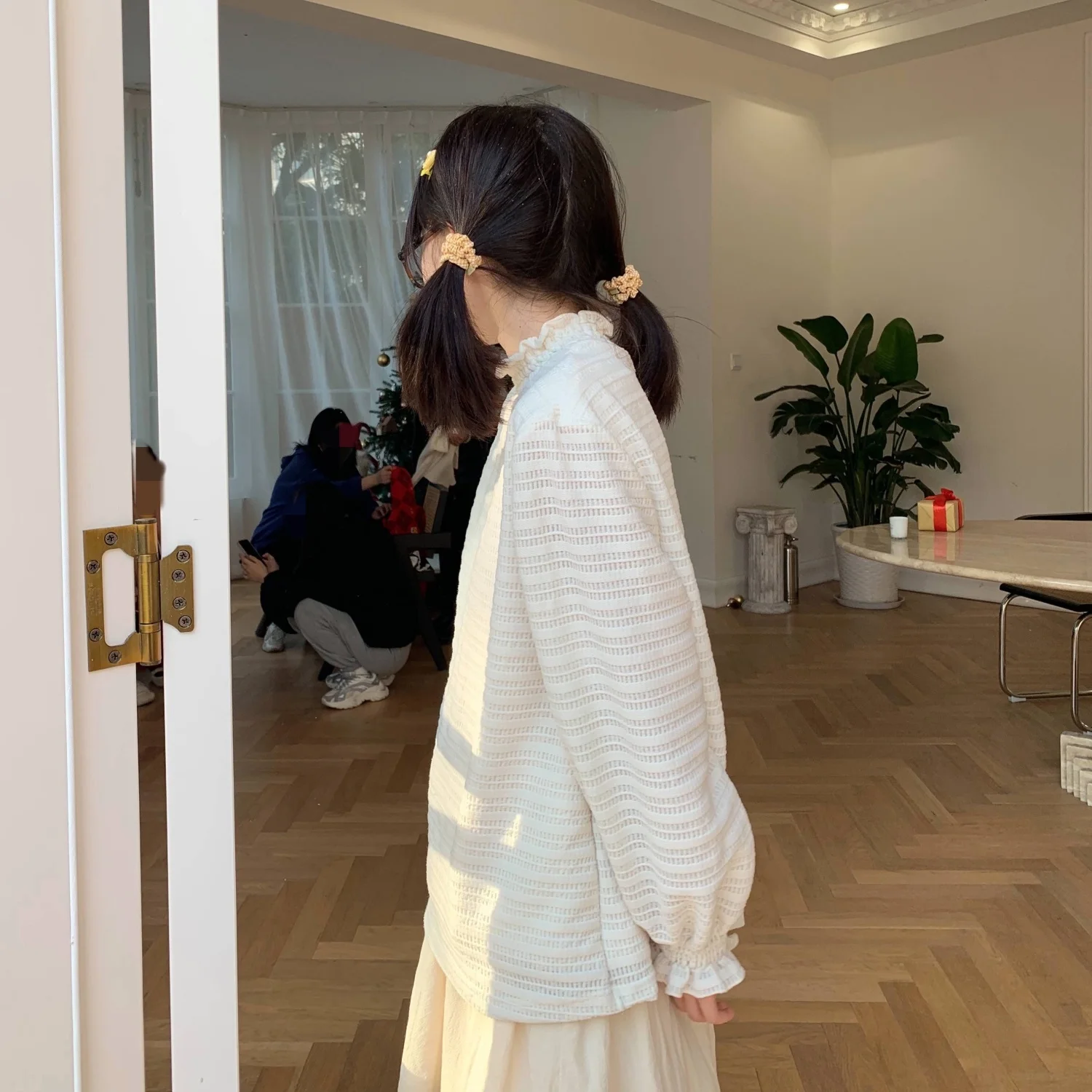 

Lace Lace Collar Pleated German Velvet Warm Bottoming Shirt Velvet Loose Japanese Spring Long-sleeved Top