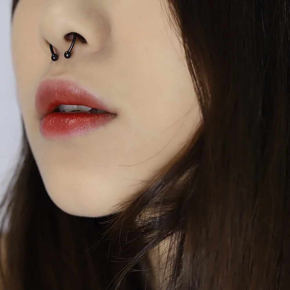 Women Fake Piercing Nose Ring Hoop Septum Non Piercing Nose Clip Rock HipHoop Stainless Steel Magnet Fashion Punk Body Jewelry