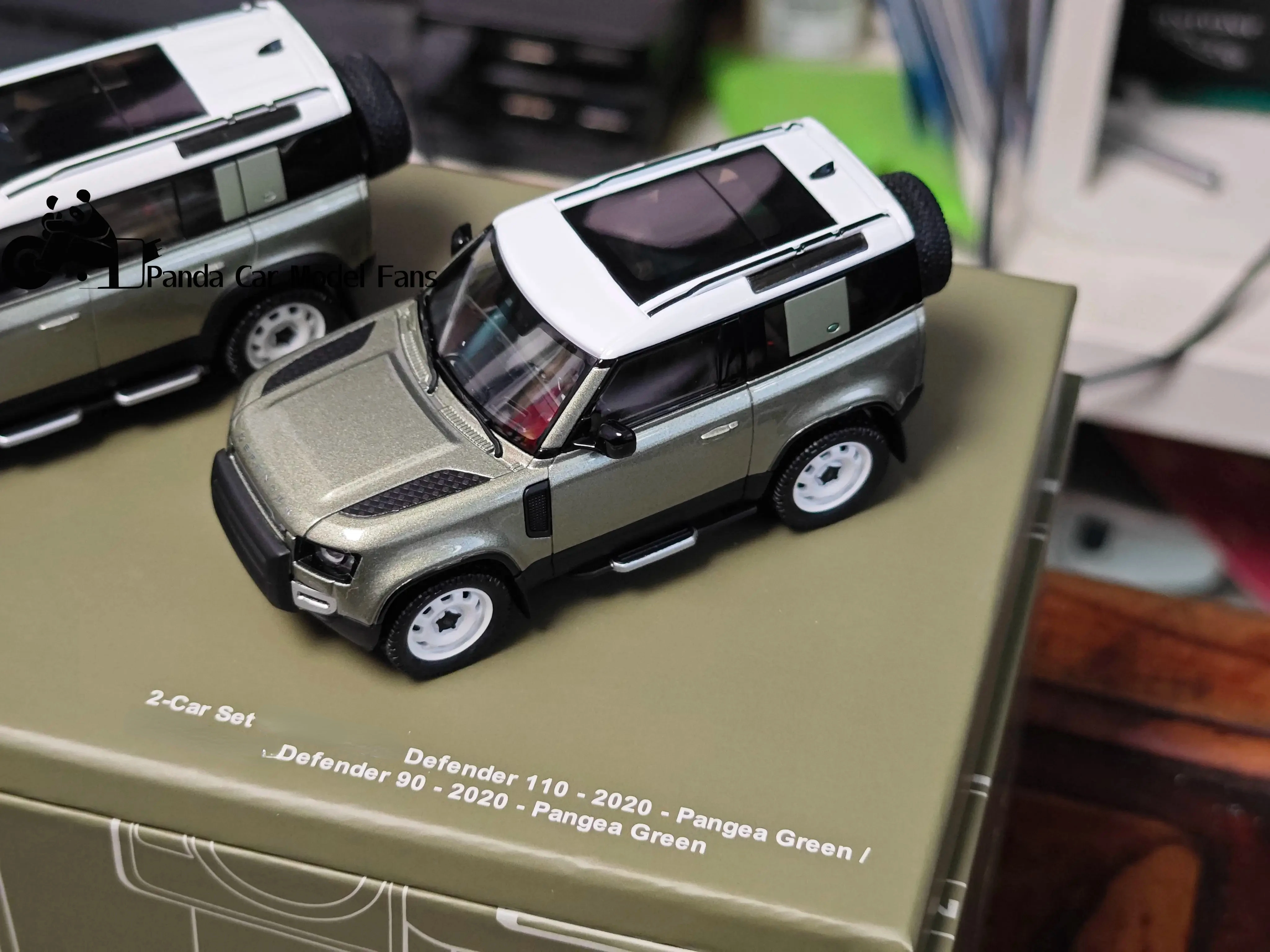 Almost Real 1/43 Range Rover Defender 2 set 90 +110 get 2 model Small scale hobby static viewing few pictures but special price