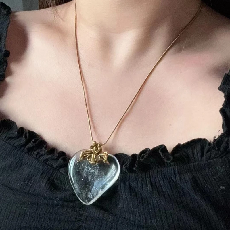 

Europe America Vintage Top Quality Big Heart Crystal Pendant Necklace Women Luxury Designer Jewelry Trend