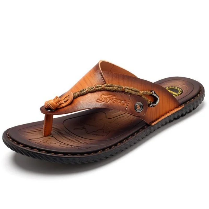 2024 Summer Handmade Leather Slippers Trendy Fashion Men\'s Flip-flops Outdoor Breathable Comfortable Men and Simple Sandals