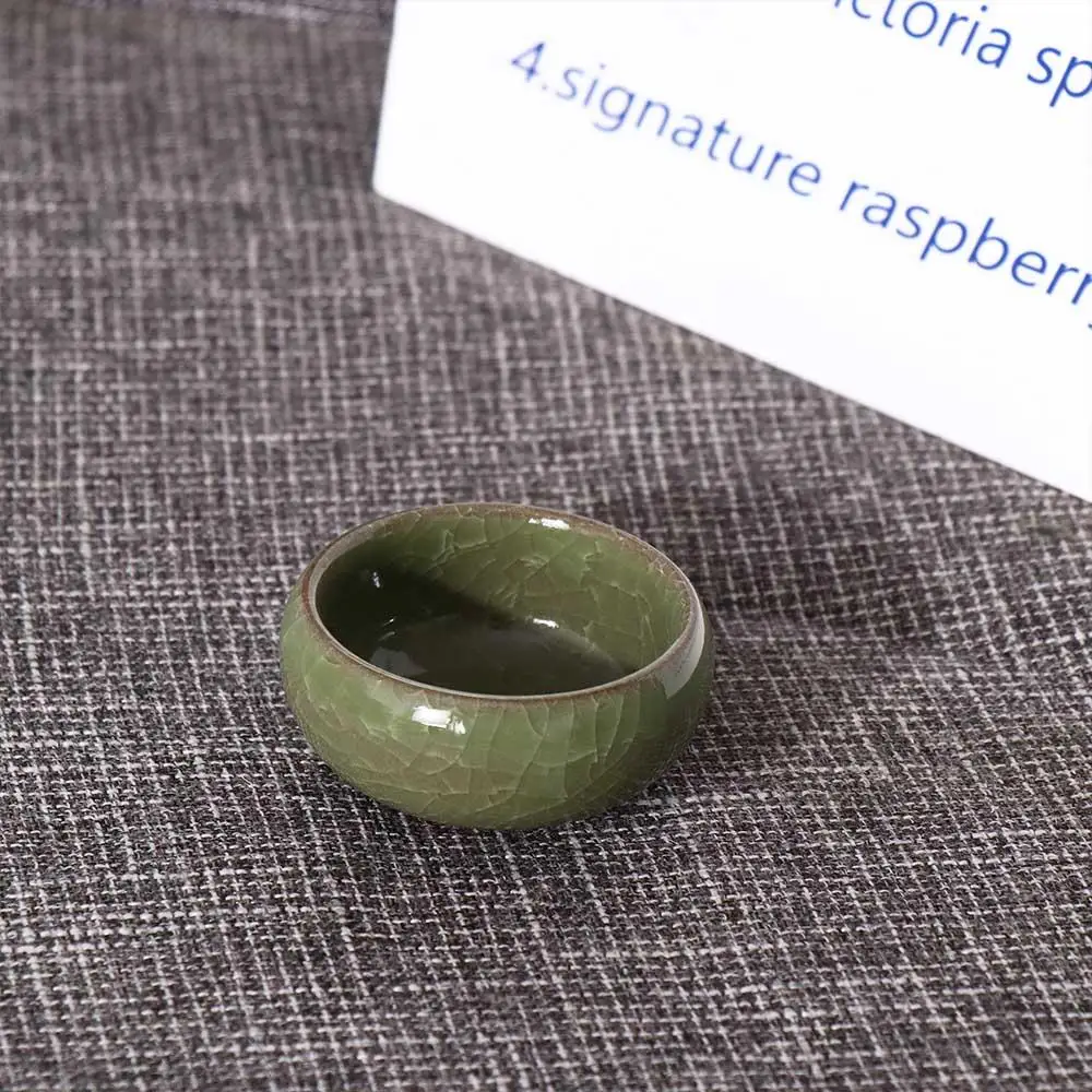 

Breathable Ice-Crack Glaze Ceramic Flowerpots Thickened Perforated Succulent Flowerpot Mini Cute Plants Planter Home Decoration