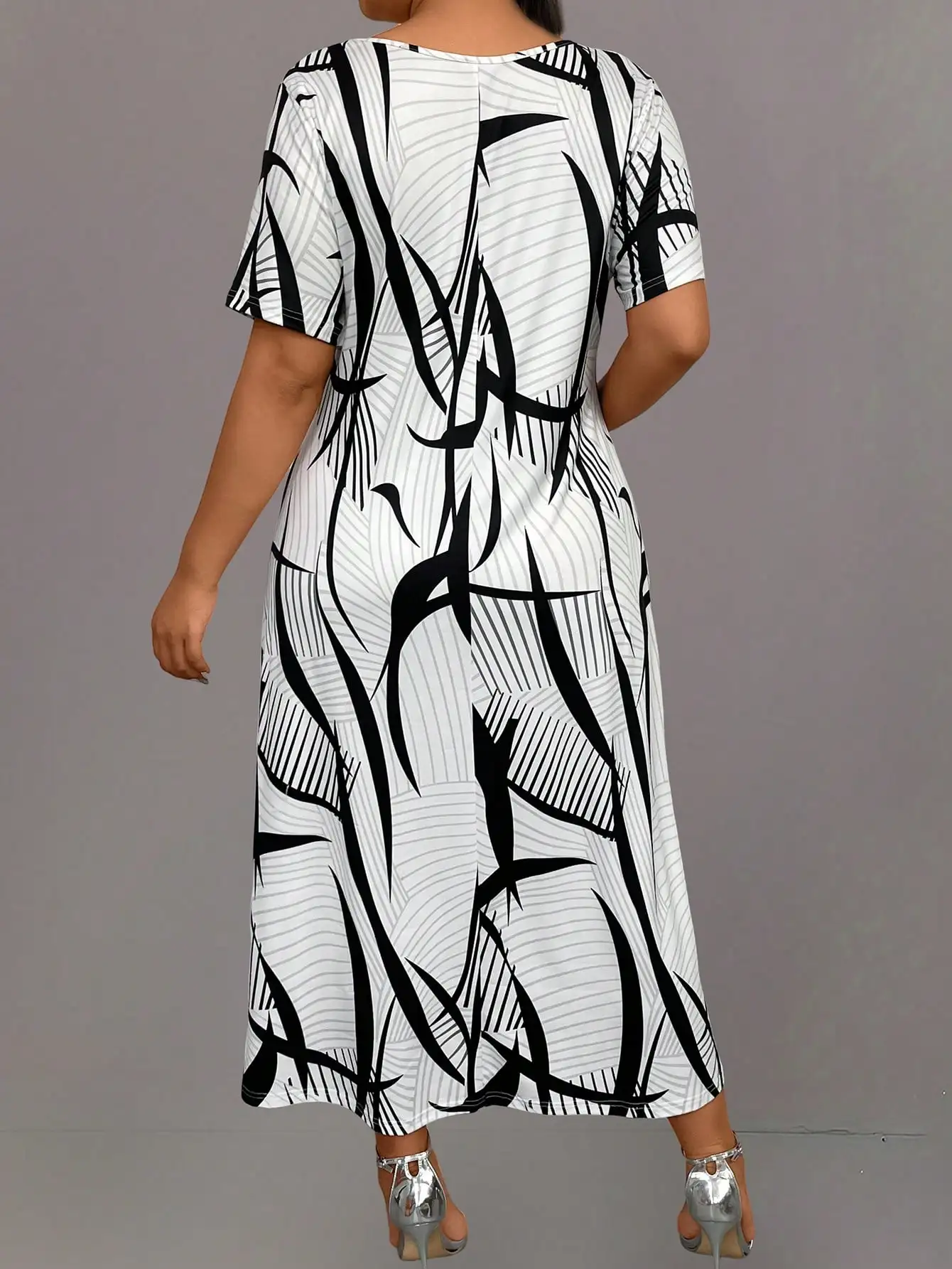 Plus Size Women Striped Round Neck Short Sleeve Casual Long Dress Women Outfit, For Summer