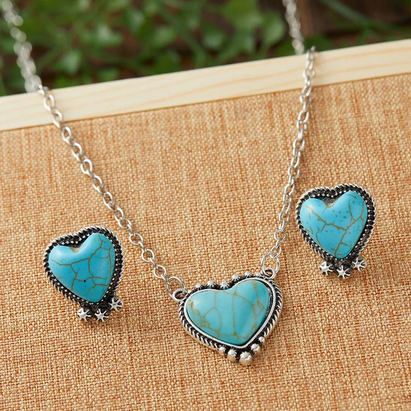 Bohemian Vintage Faux Turquoise Heart Pendant Necklace Stud Earrings for Women Creative Party Vacation Jewelry Set Accessories
