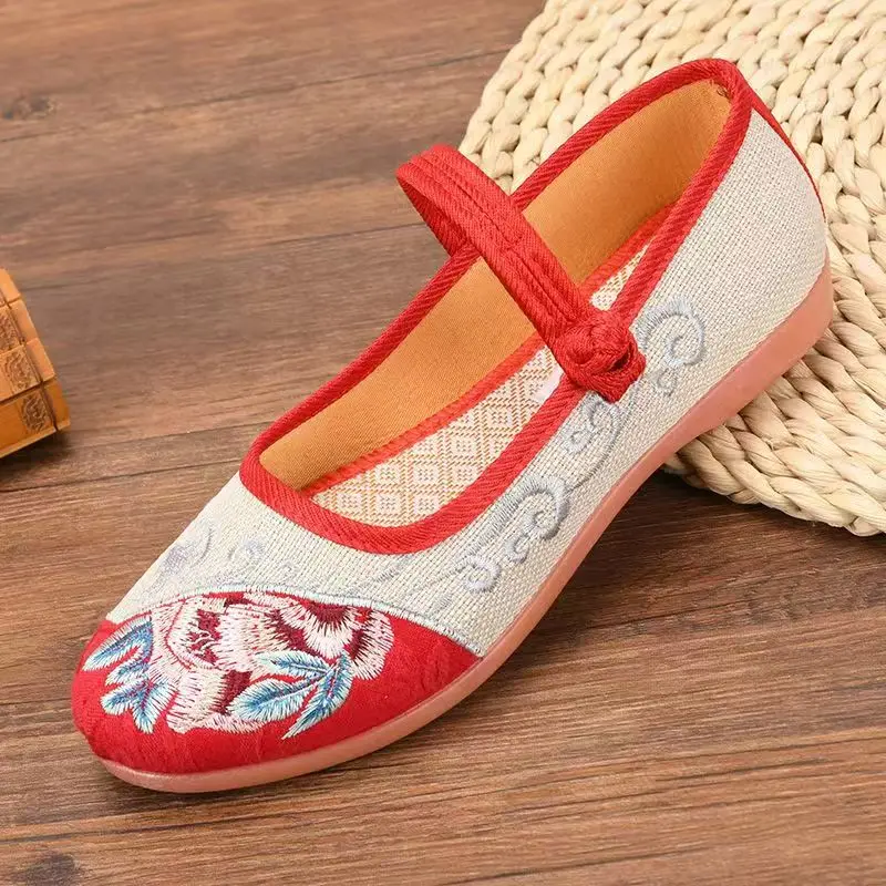 

Woman's New Ethnic Style Flat Sole Embroidered Shoes Soft Sole Round Toe Breathable Lightweight Buckle Strap Hanfu Shoes