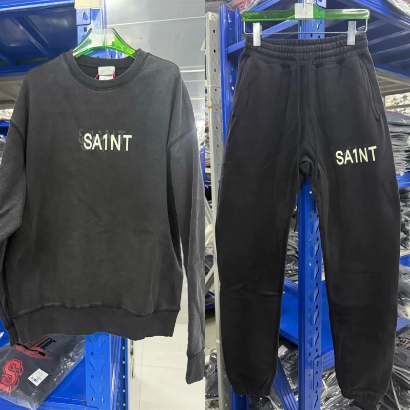 

Retro Letter Printed Minimalist Style Saint Sweatshirt Sweatpant Set Loose Casual Round Neck Pullover Men Women Pants