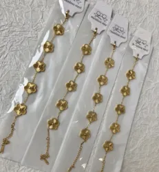 Collana con ciondolo fiore di lusso orecchini con bracciale placcato oro Set di gioielli con trifoglio in acciaio inossidabile Non sbiadito per regalo da donna