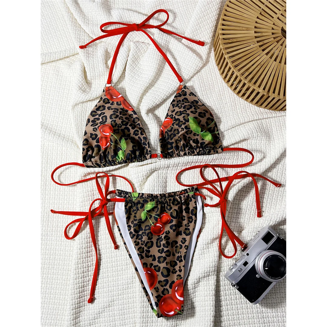 Damen-Bademode, Leoparden- und Kirschmuster, Neckholder-Bikini mit hohem Beinausschnitt, zweiteiliger Bikini-Set, Badeanzug, Badebekleidung, Modell V6321. – Detail 12