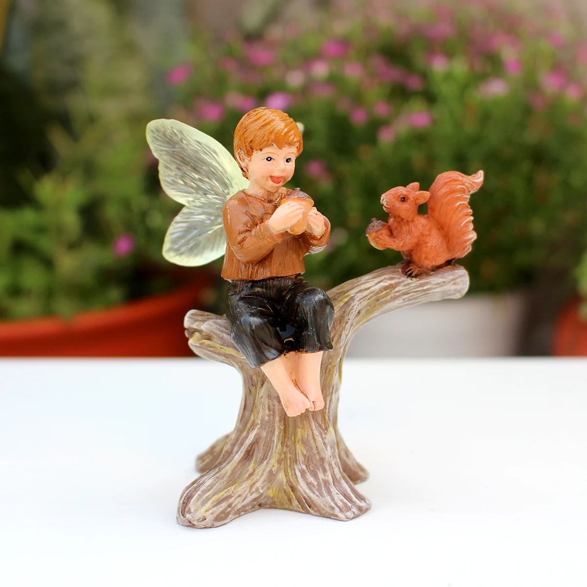 A flower fairy and squirrel resin handicraft, courtyard garden decoration ornament, home decoration small ornament