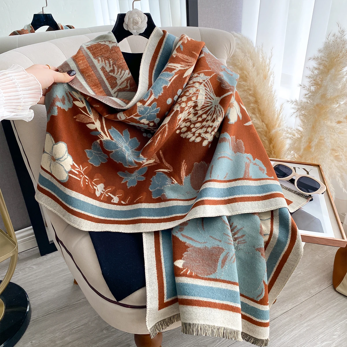 Women's Double-Sided Floral Print Faux Cashmere Scarf Soft Cozy Pashmina Shawl Autumn Winter Cold-Resistant Windproof Blanket