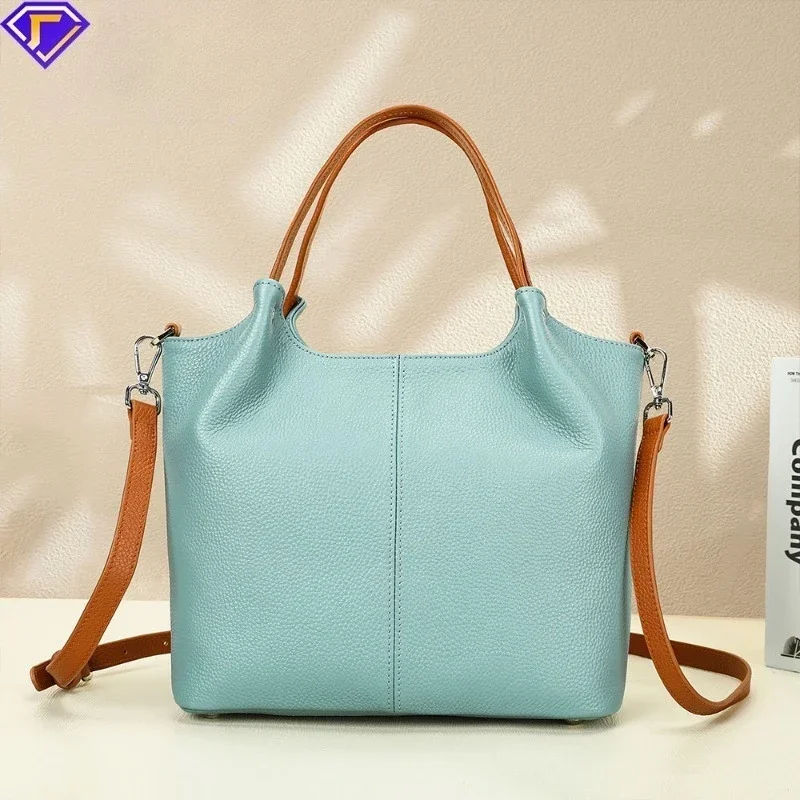 

Stylish Large-Capacity European American Genuine Leather Women's Shoulder Bag Practical Tote Handbag for Casual Use