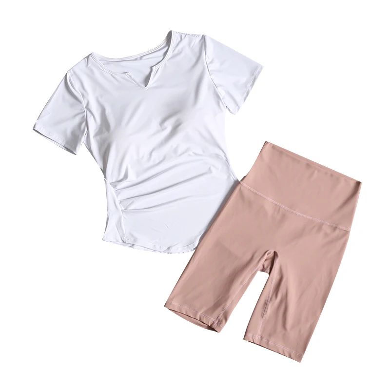 Traje de yoga de celebridades de Internet para mujer de gama alta 2025, novedad de verano, ropa de secado rápido para correr por la mañana, pantalones cortos deportivos para gimnasio
